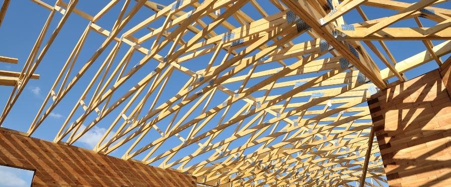 Diferencias de clasificación estructural de madera maciza y madera laminada