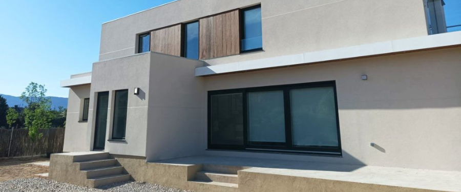 Viviendas industrializadas pasivas de madera ABS