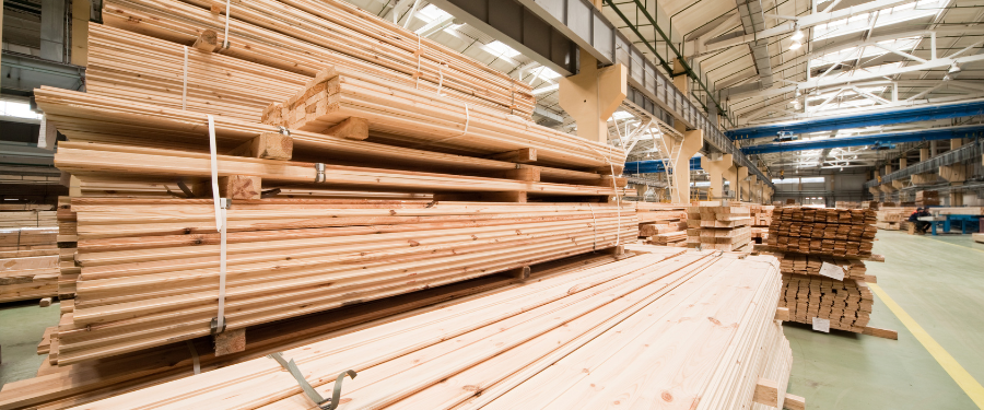 Almacen de madera de pino